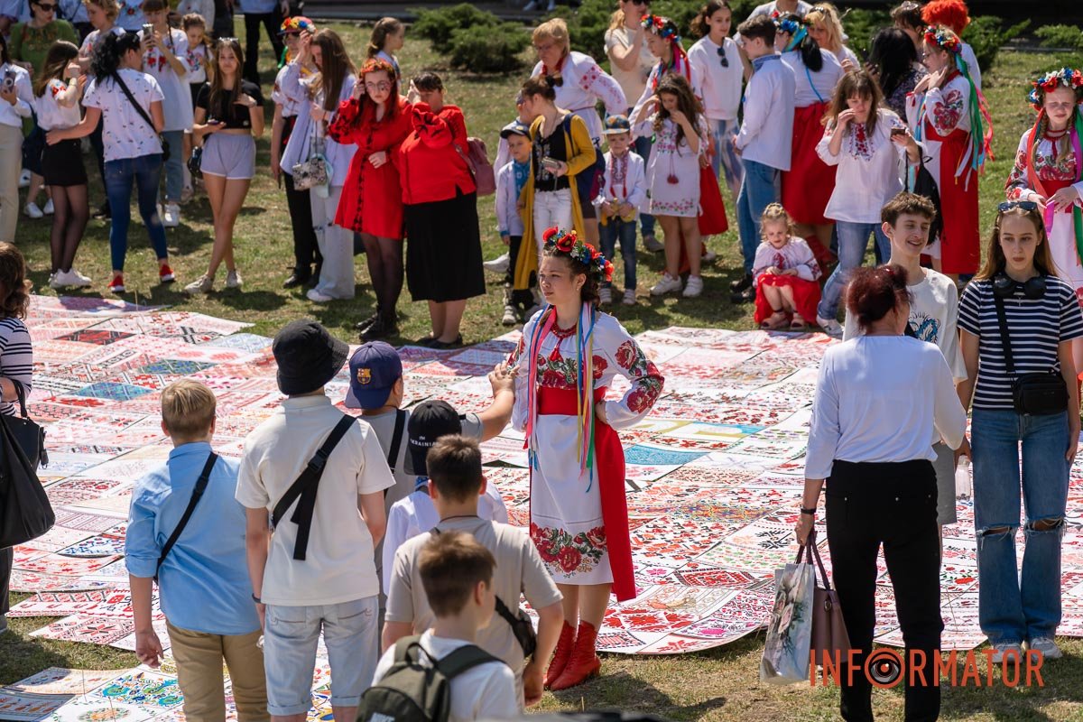 Фотозона працюватиме до 19:00 Фотозона працюватиме до 19:00