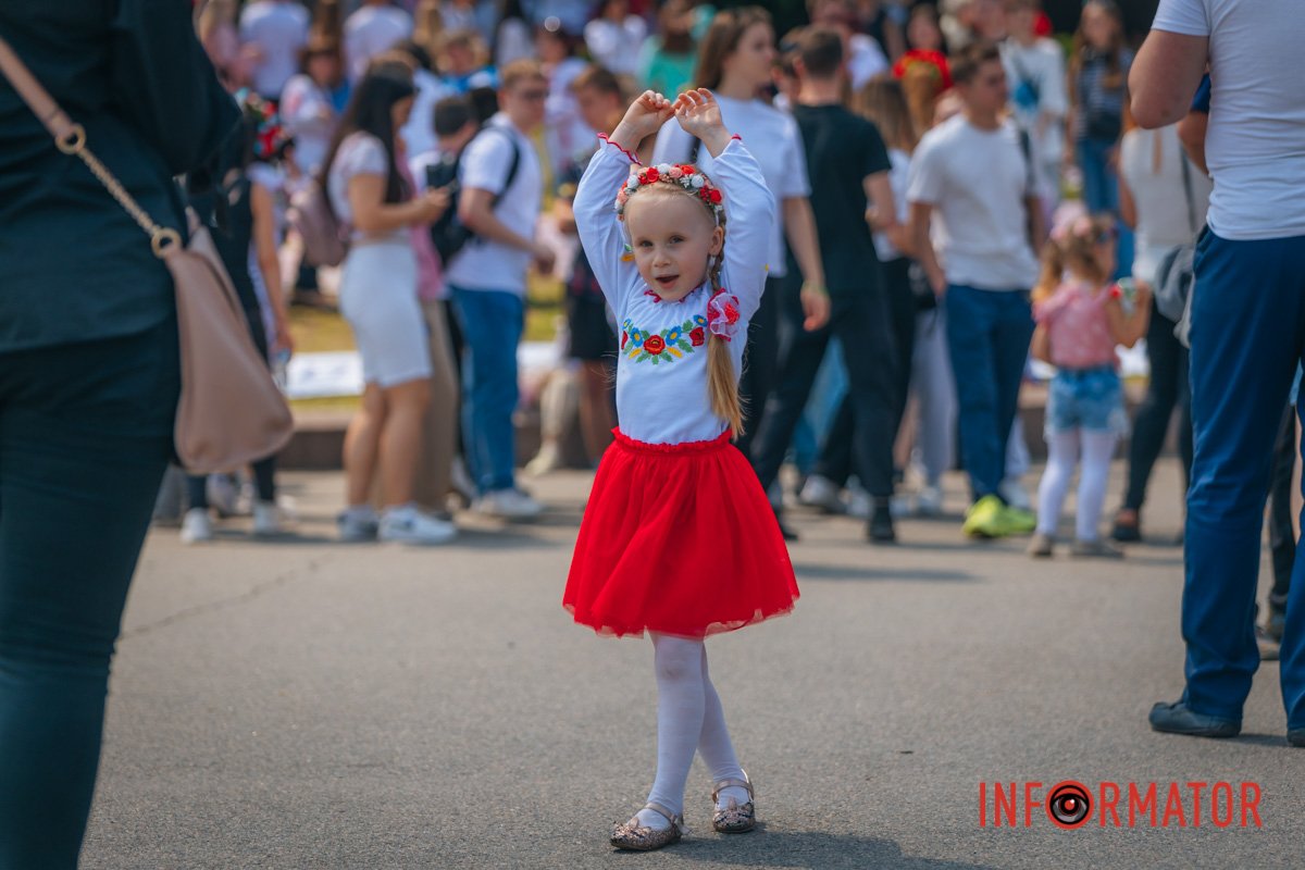 Вітаємо з Днем вишиванки