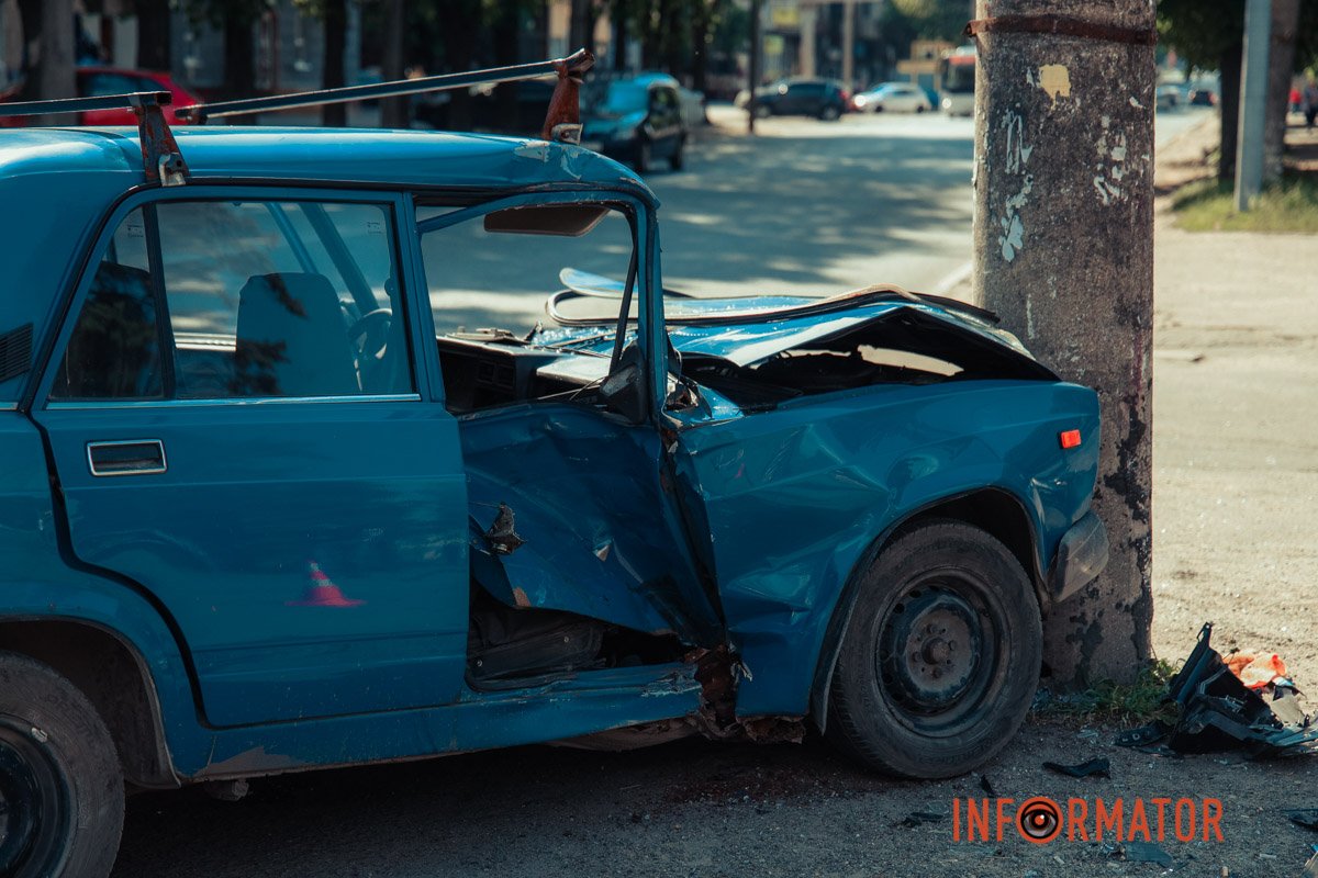 На місці працює слідчий з ДТП