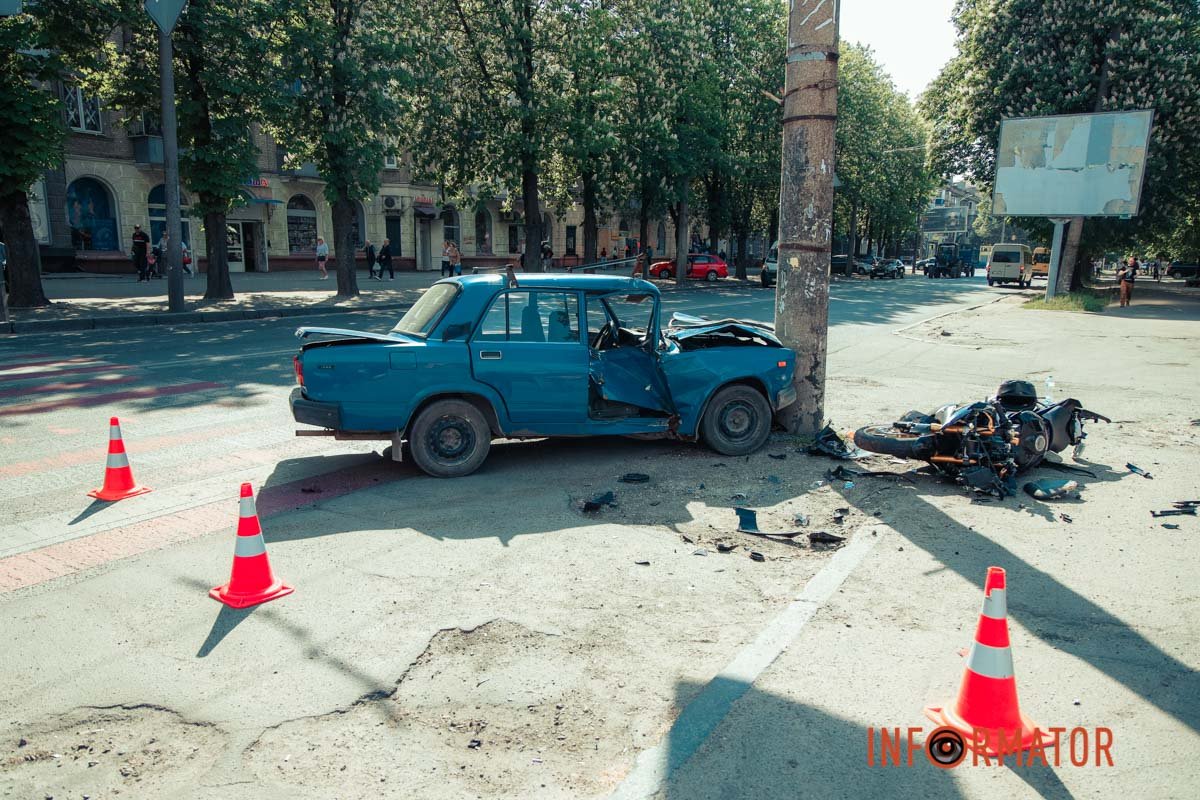 Дотримуйтесь ПДР