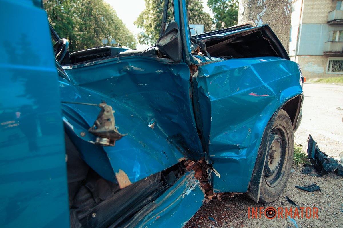 Розбита машина