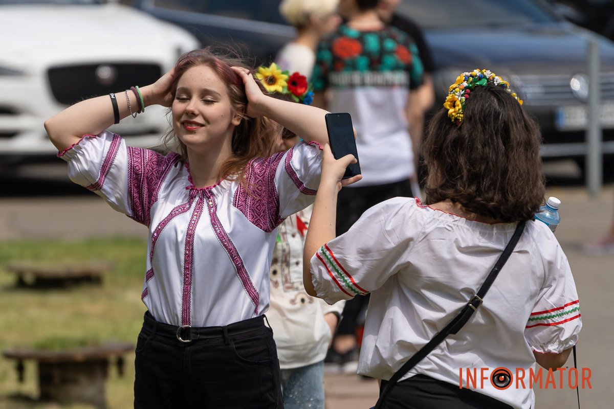 Лесю спонукав до цього одногрупник, який прийшов у вишиванці на заняття