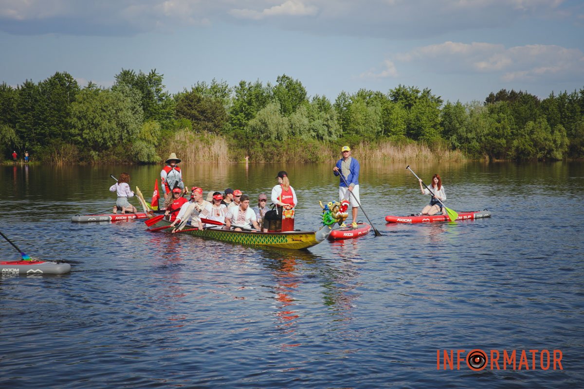 Чимало людей прийшло Чимало людей прийшло