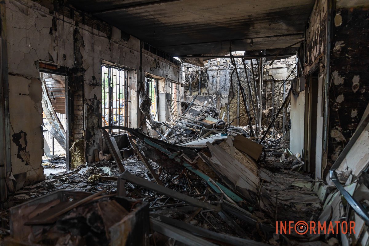 Залишилися стіни Залишилися стіни