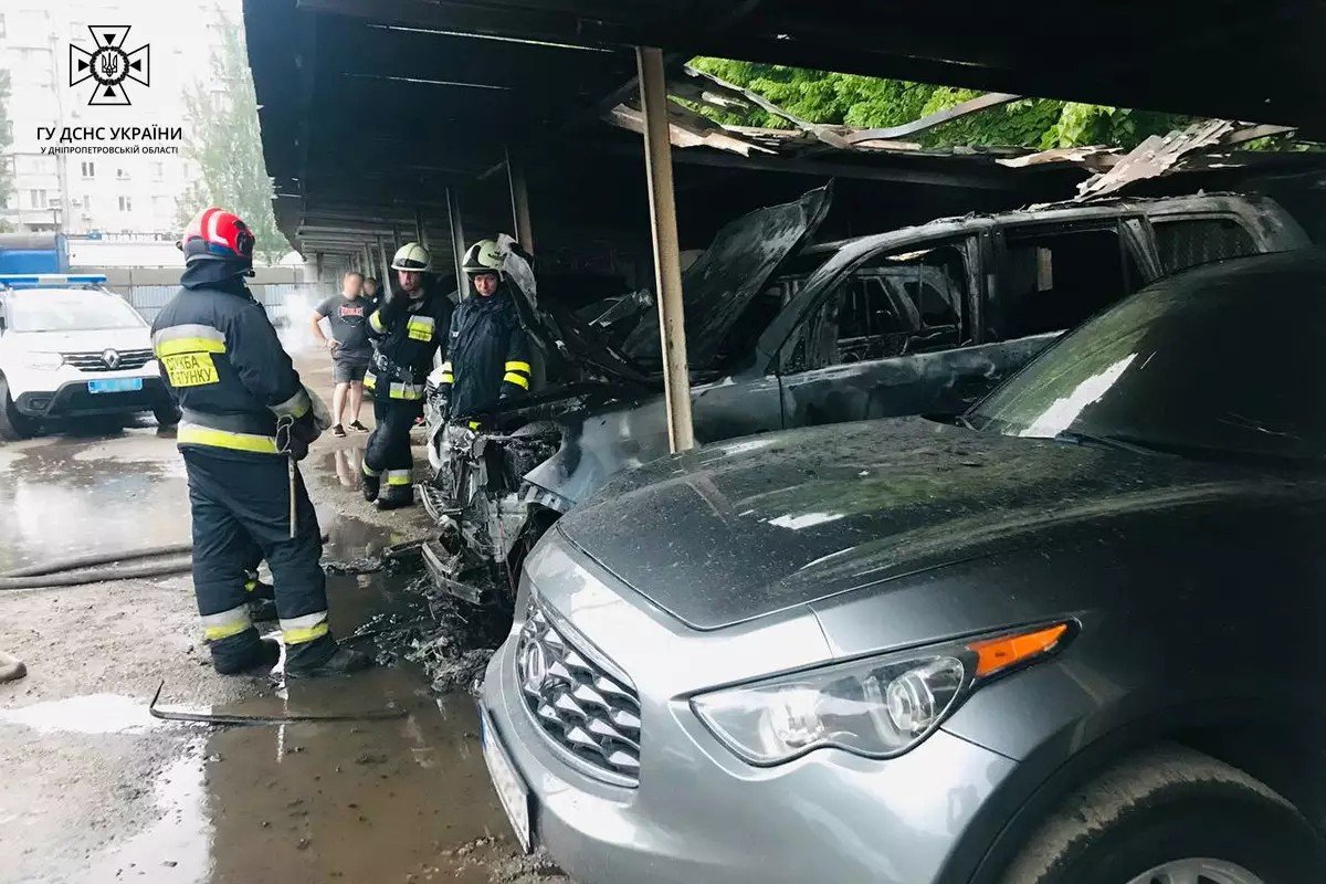 На місці працювали рятувальники