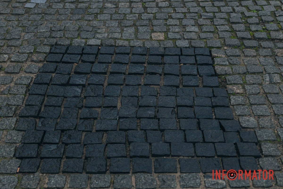 Латають ями