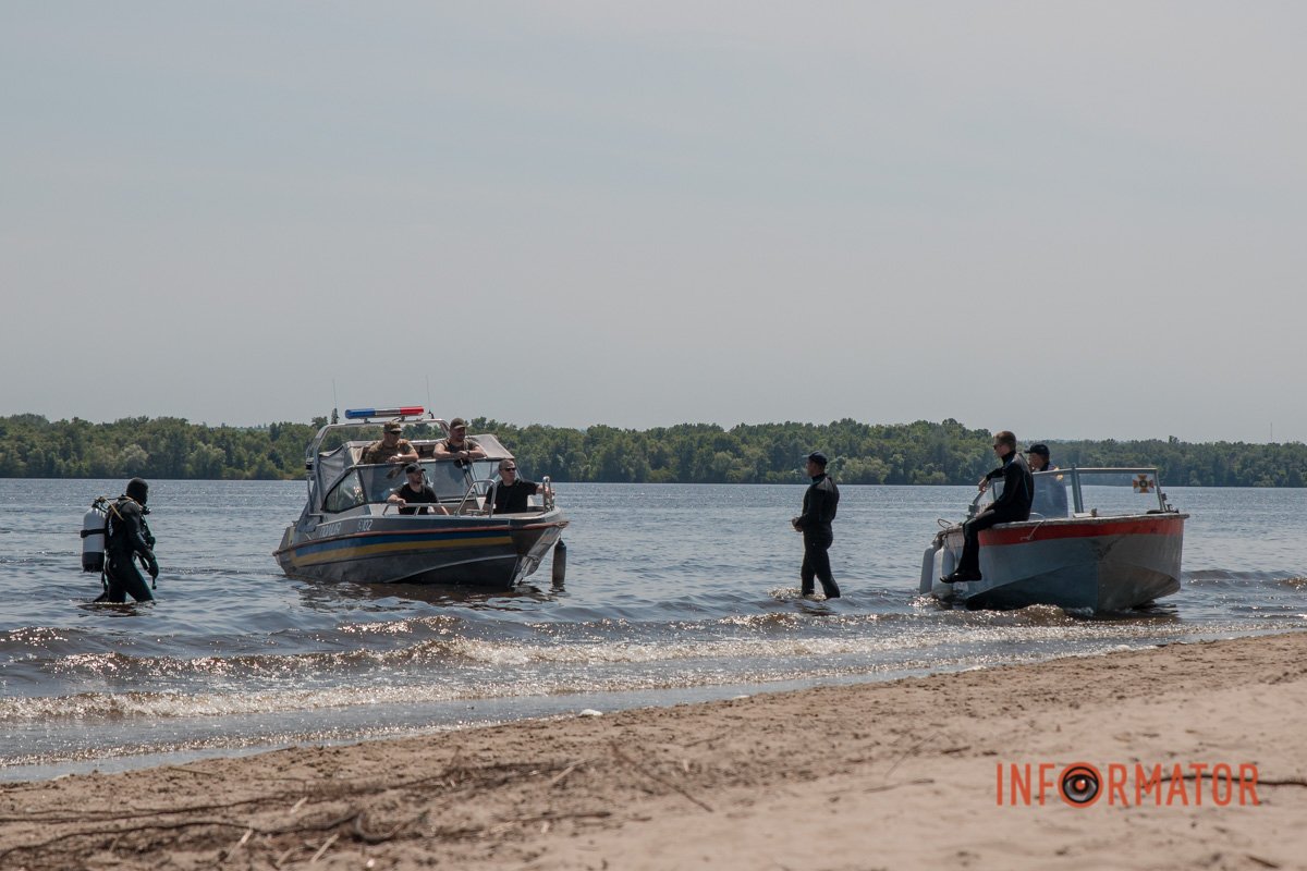 Поліція та рятувальники Поліція та рятувальники