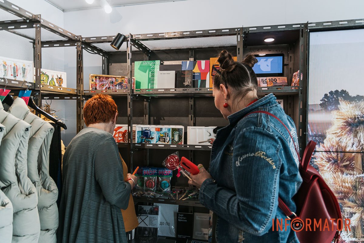 Після Дніпра виставку організують на Заході країни Після Дніпра виставку організують на Заході країни