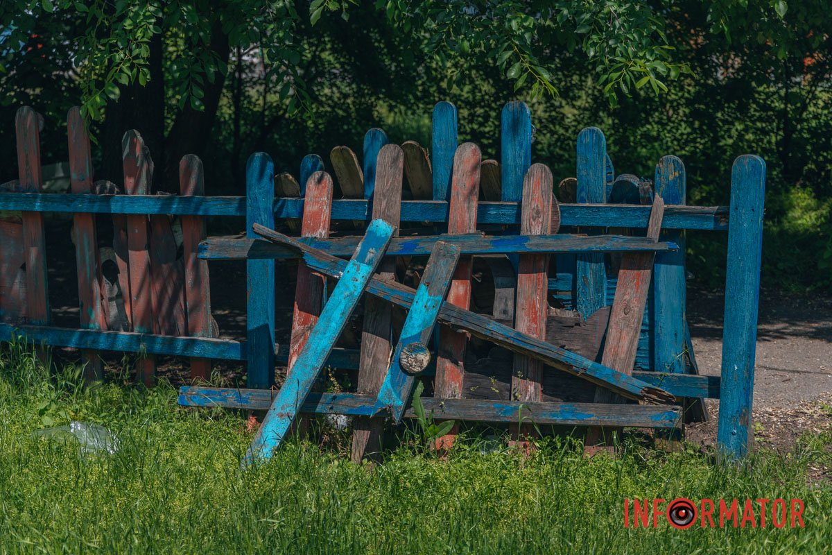 Комусь терміново був потрібен паркан