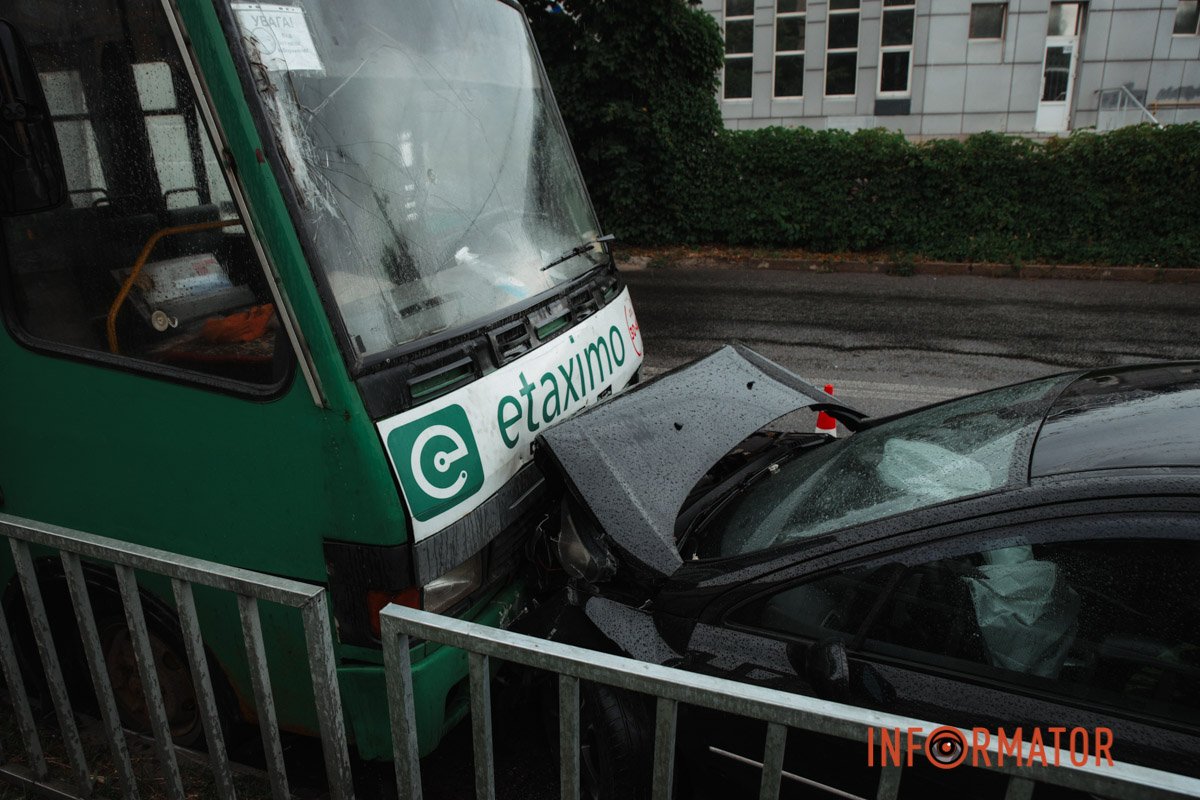 На місці працюють патрульні