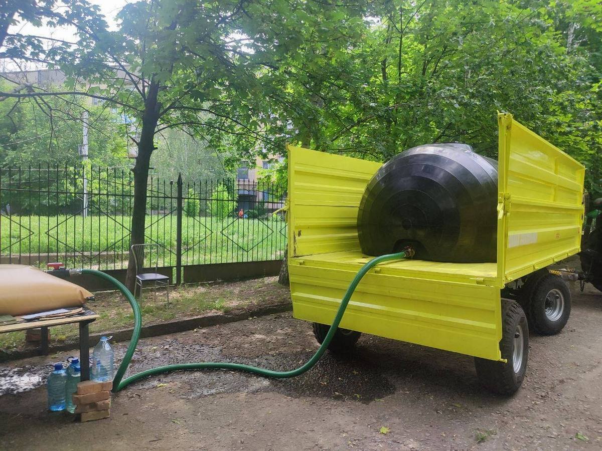 Якість води постійно контролюють фахівці Якість води постійно контролюють фахівці