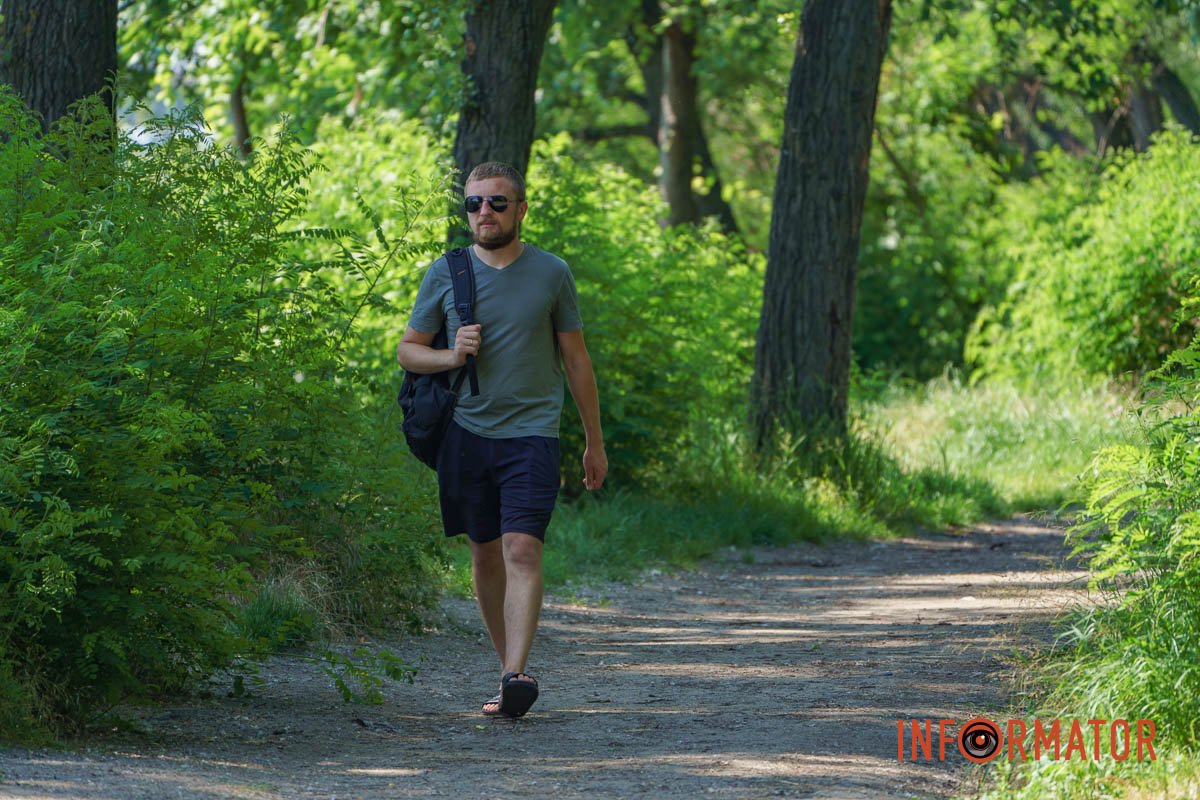 Кудись прямує