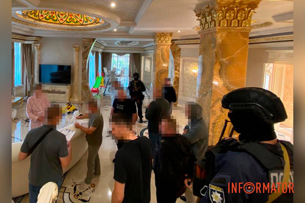 У Дніпропетровській області правоохоронці викрили злочинне угрупування У Дніпропетровській області правоохоронці викрили злочинне угрупування