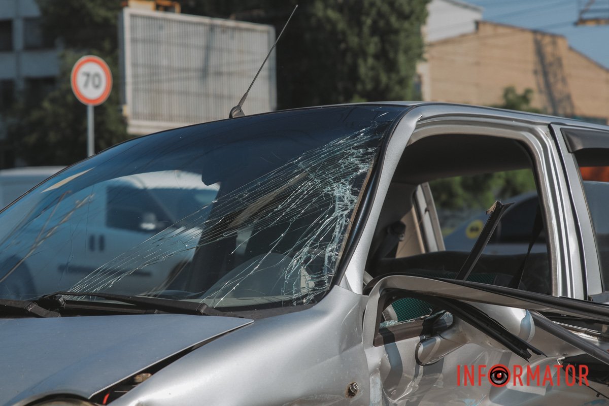 Водійку та пасажира Chery шпиталізували