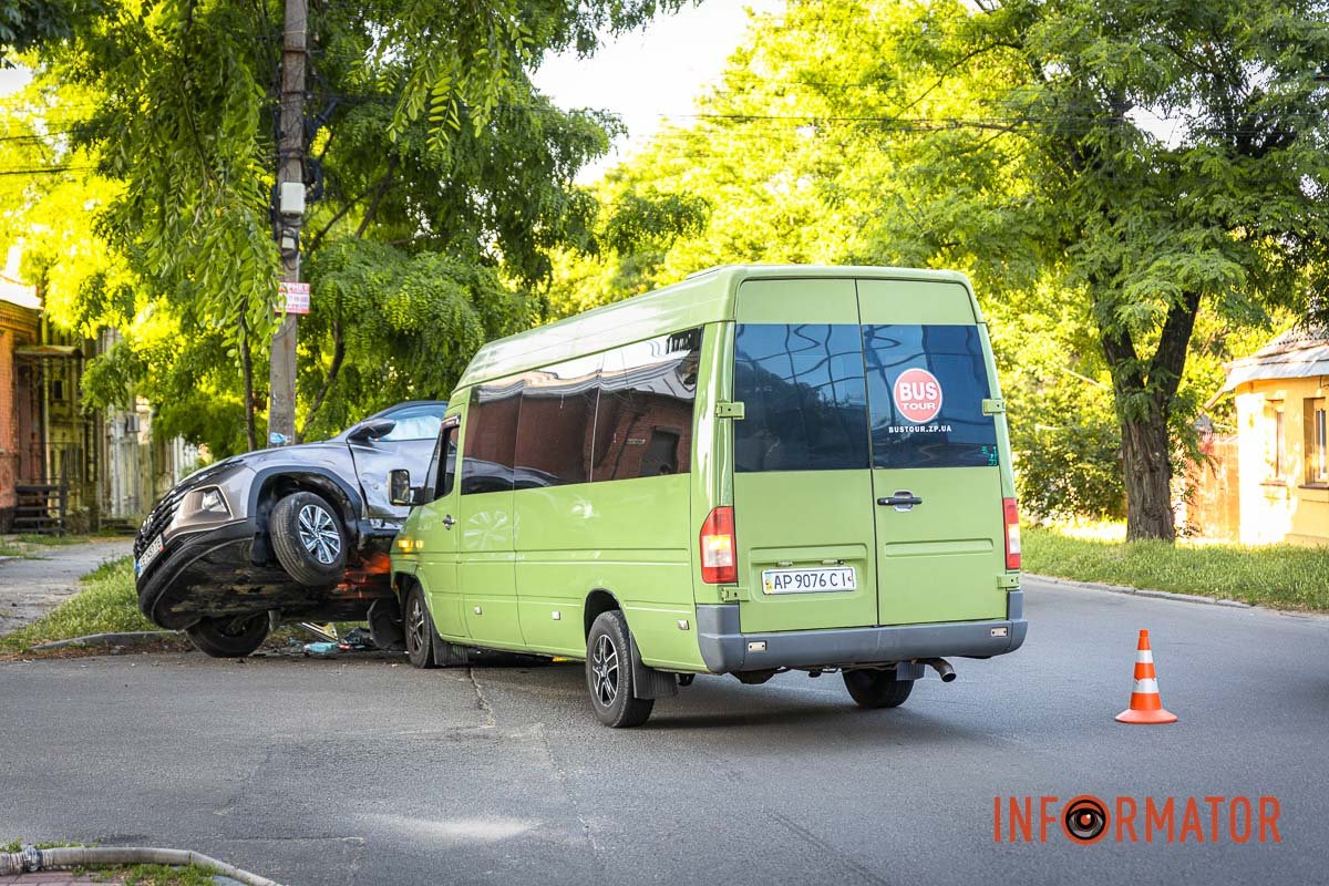 На місці події була бригада "швидкої"