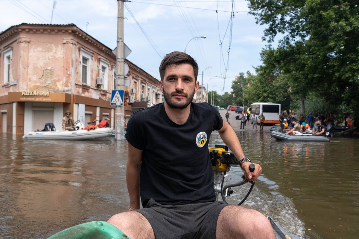 Волонтери дніпровського Центру допомоги тваринам рятували чотирилапих на Херсонщині