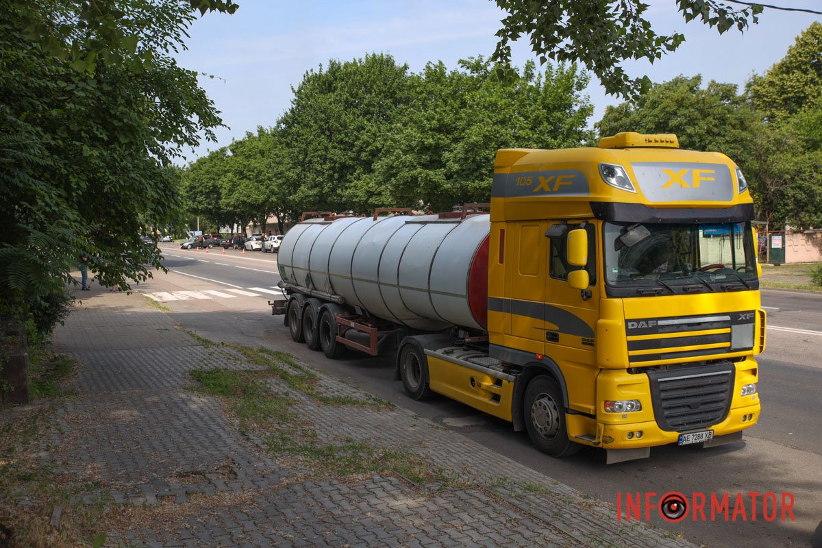 Тут зіштовхнулися Skoda, Лада та бензовоз