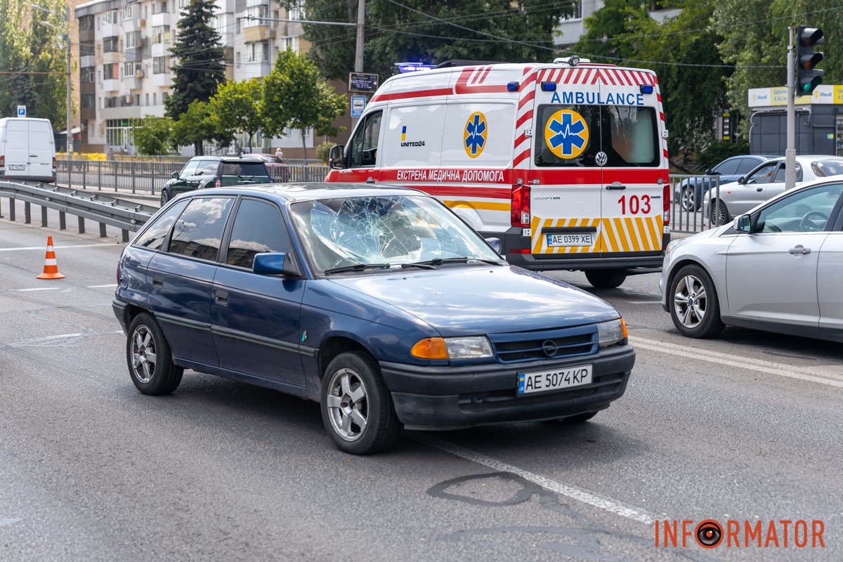 Попередньо, Opel їхав на «жовтий» сигнал світлофора