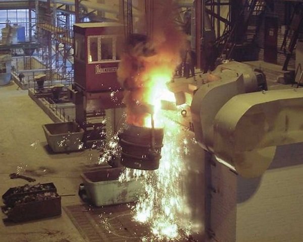 "Дніпроважмаш"