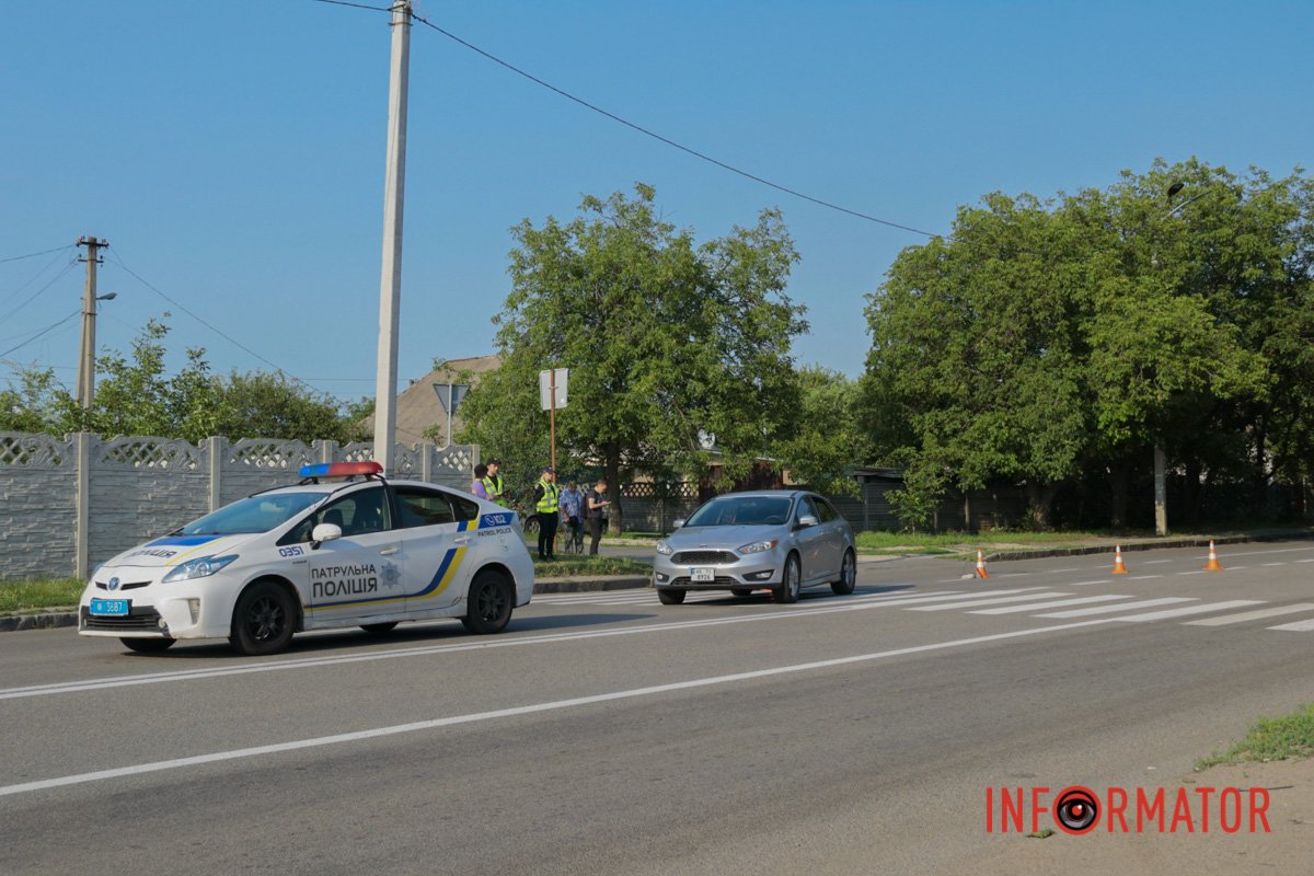У Дніпрі на Криворізькій Ford збив 15-річного хлопця на пішохідному переході 1