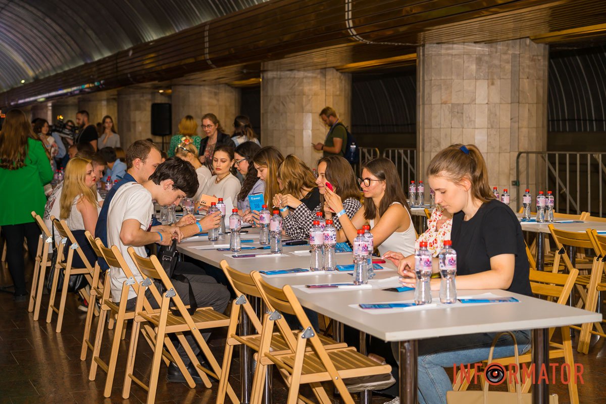 А зачитував текст — відомий комік та волонтер Юрій Ткач А зачитував текст — відомий комік та волонтер Юрій Ткач