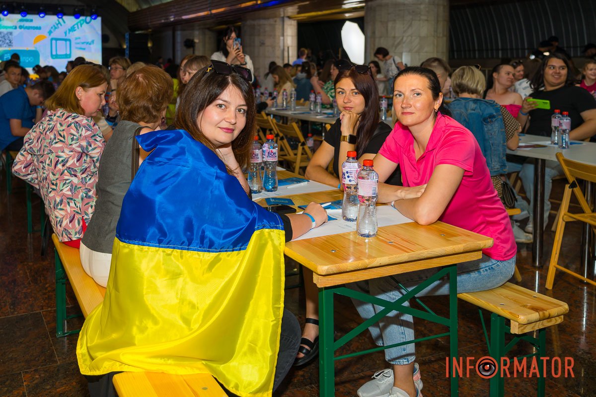 Щороку 28 червня Україна відзначає День Конституції Щороку 28 червня Україна відзначає День Конституції