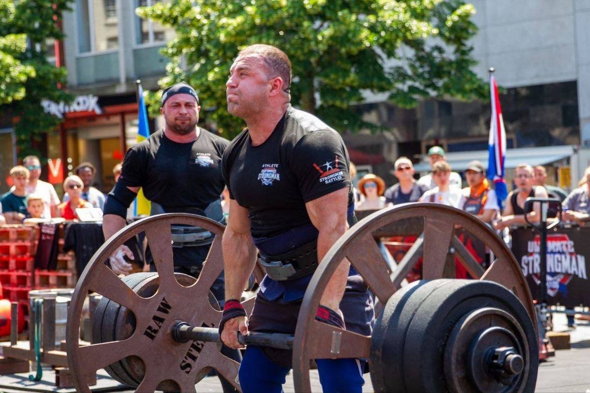 Обійшов всіх суперників