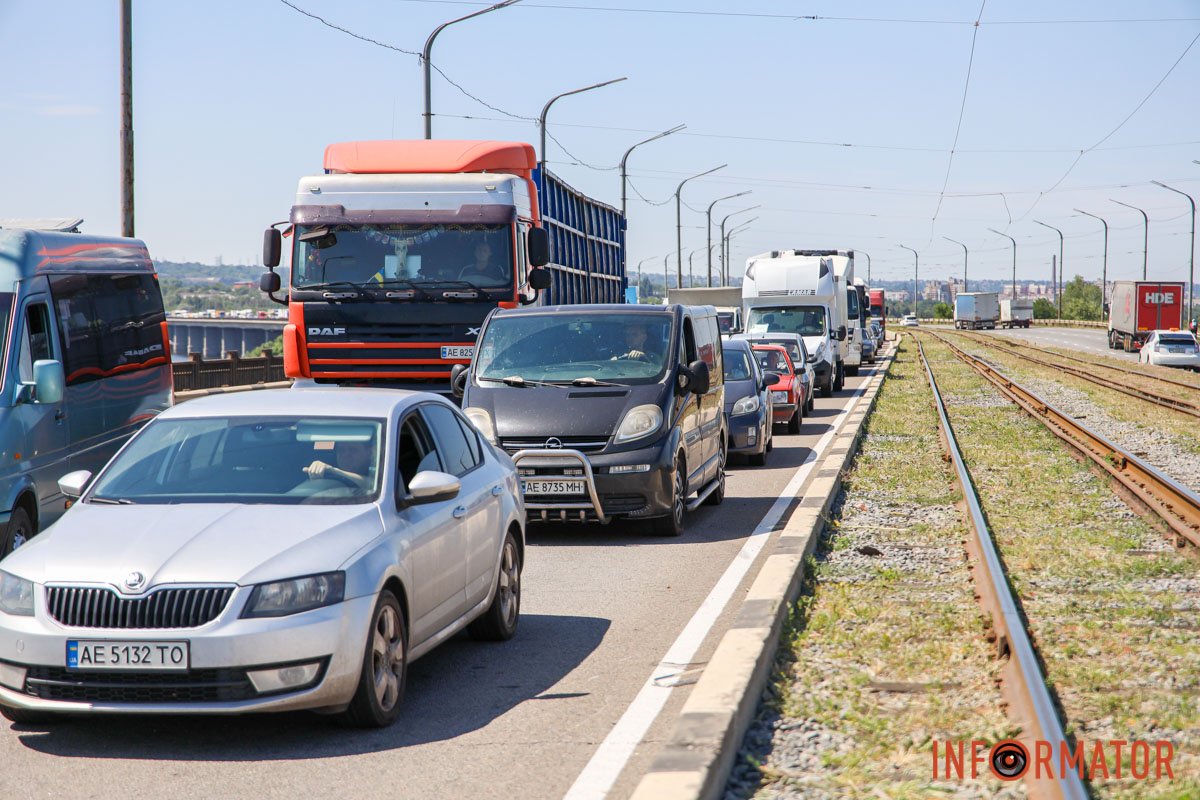 Рух відновили по середній смузі