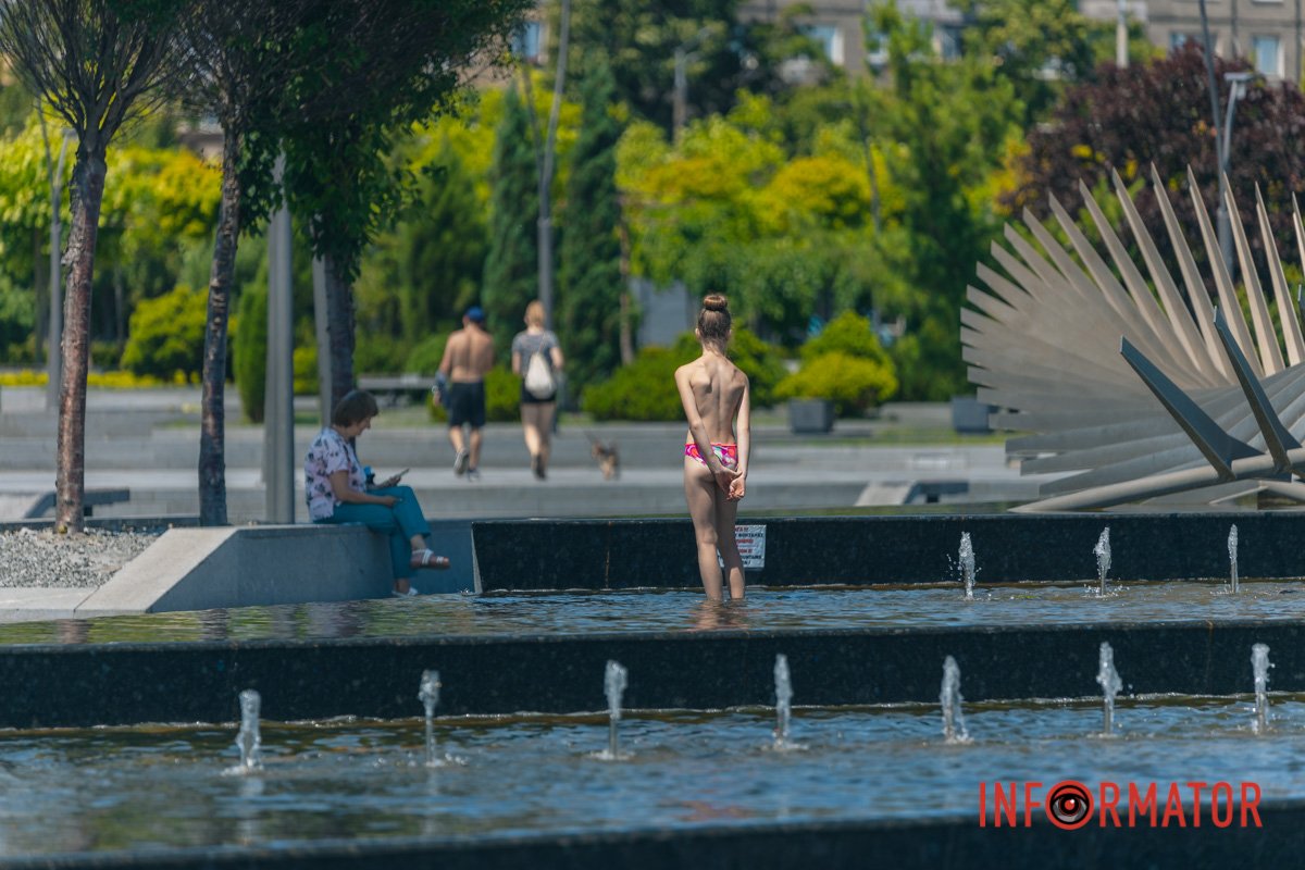 Попри заборону тут купаються діти