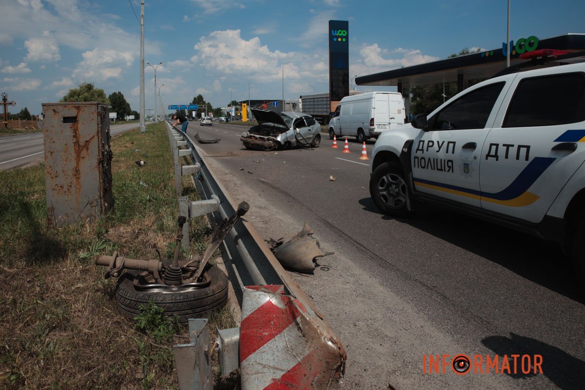 На місце приїхали правоохоронці та медики
