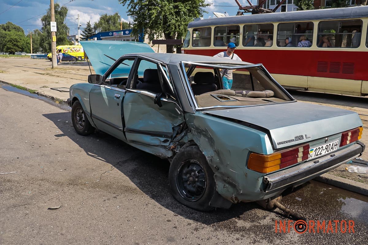  На місці працюють надзвичайники