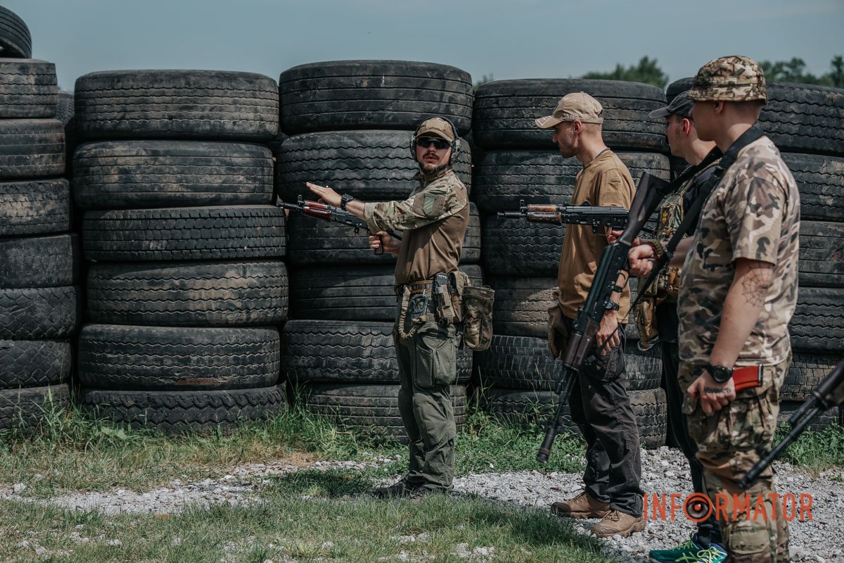 Військові інструктори