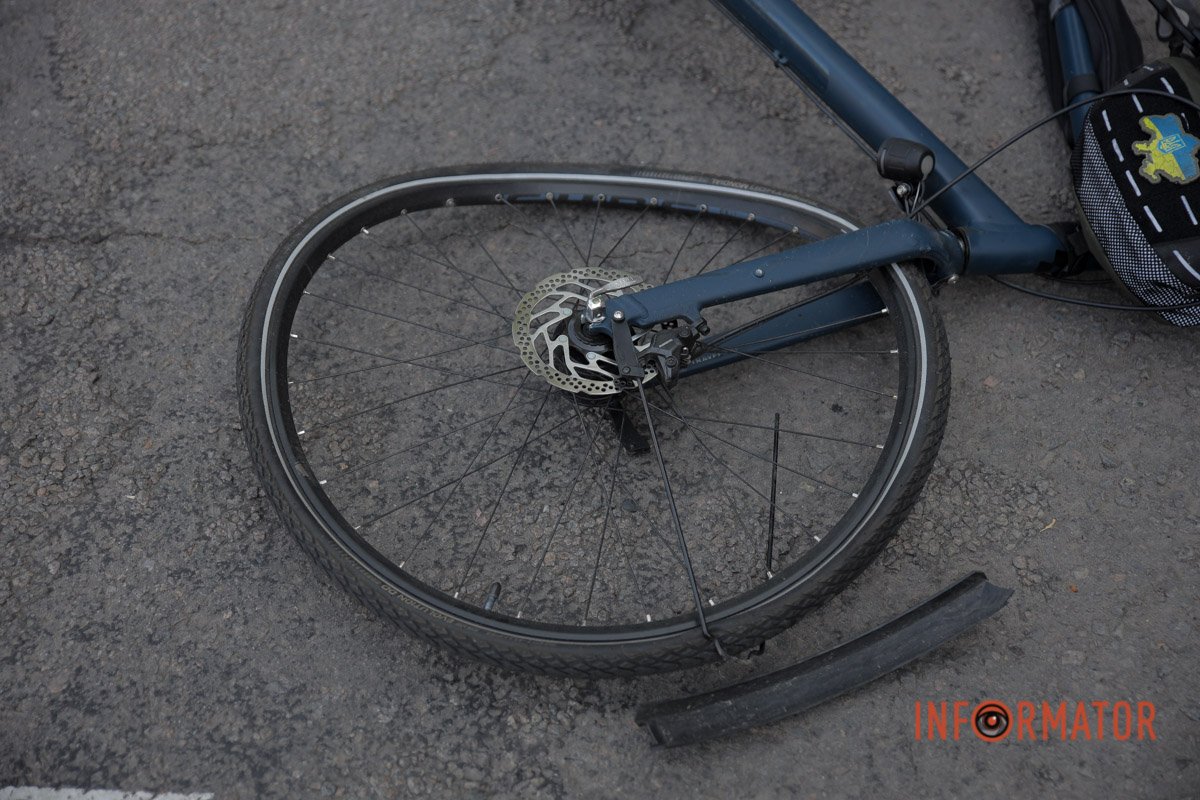 Чоловіка забрала "швидка"