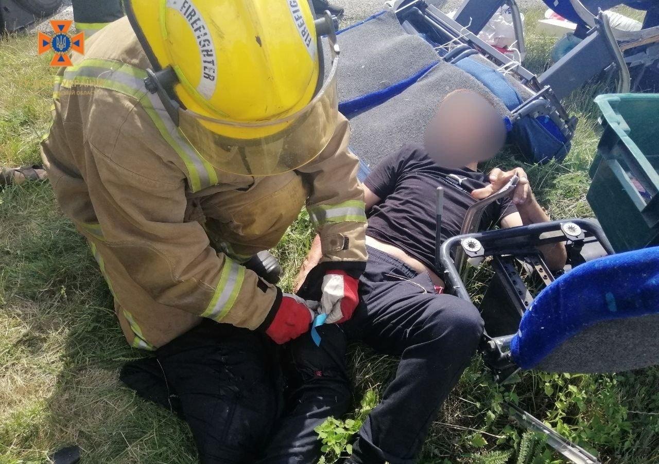 16 липня на трасі Н-23 Кропивницький-Кривий Ріг сталася аварія