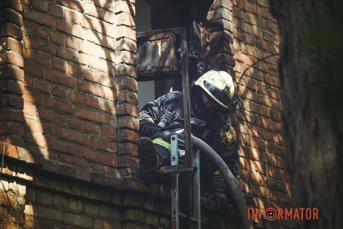 Рятувальники в роботі Рятувальники в роботі