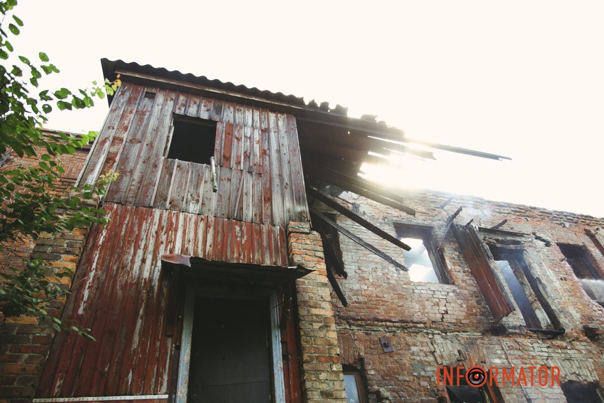 у Дніпрі на Благодатному узвозі сталася пожежа у Дніпрі на Благодатному узвозі сталася пожежа