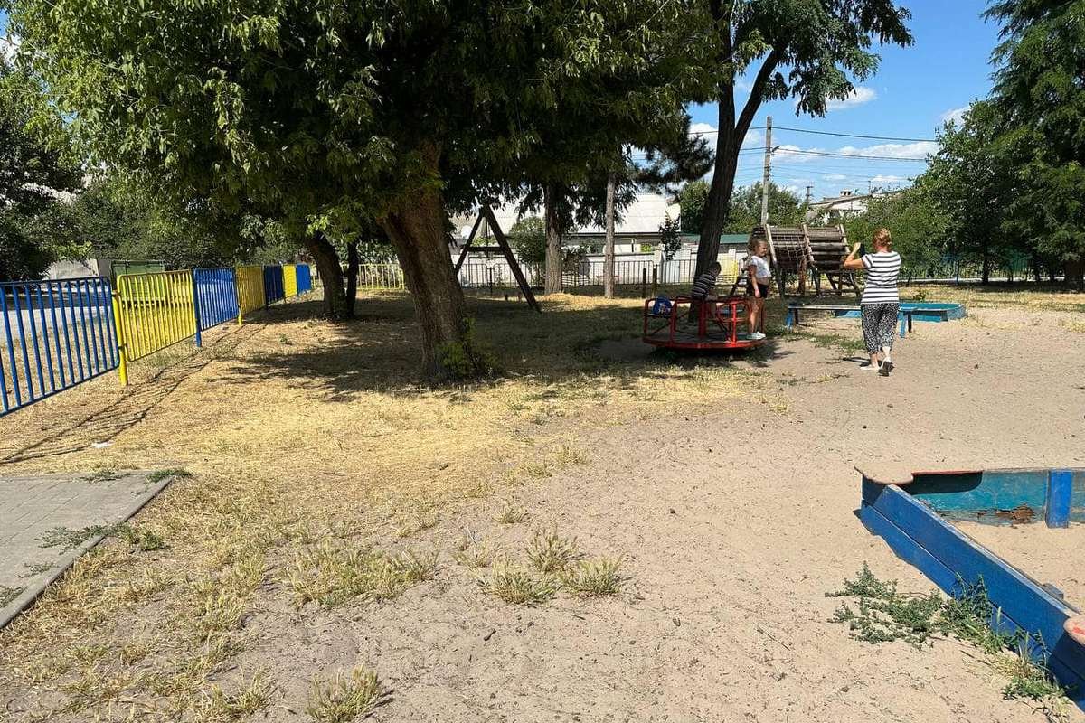 Дитячим майданчикам бути