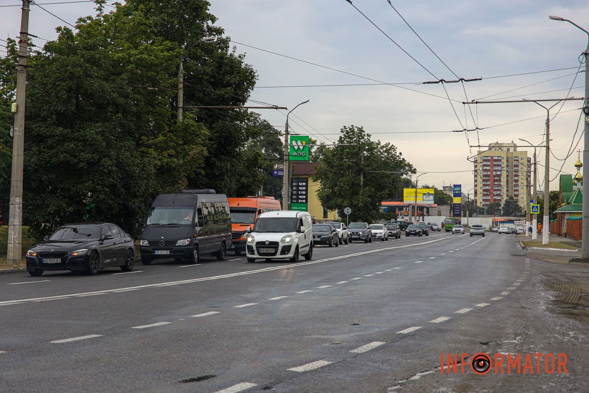 Станом на 14:00 на місці події працює поліція, утворився затор Станом на 14:00 на місці події працює поліція, утворився затор