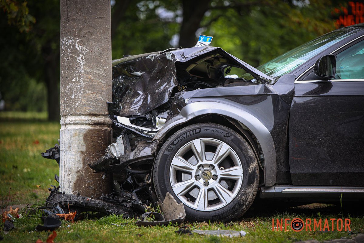 Будьте обережні на слизьких дорогах