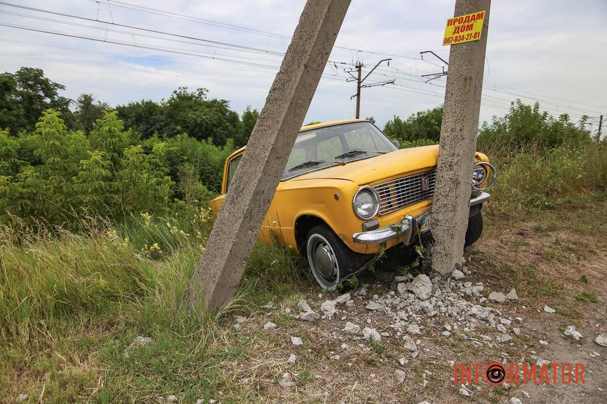 Водійка ВАЗ не впоралася з керуванням