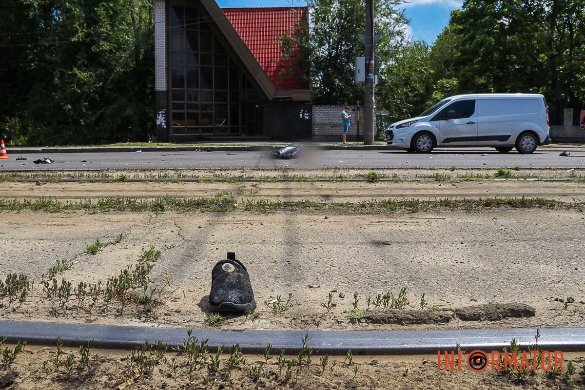 За попередньою інформацією, мотоцикліст рухався в напрямку центра міста За попередньою інформацією, мотоцикліст рухався в напрямку центра міста