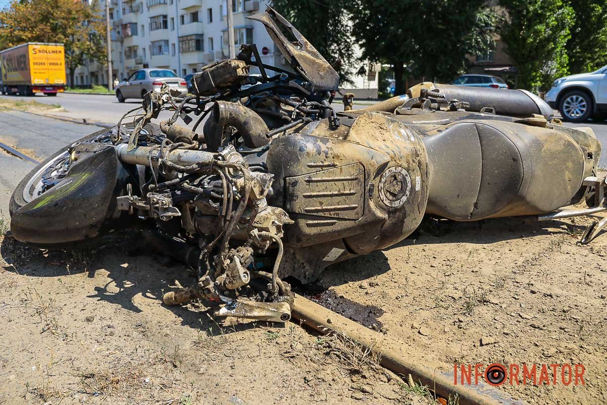 Наразі рух трамваїв №12 та №16 обмежений Наразі рух трамваїв №12 та №16 обмежений