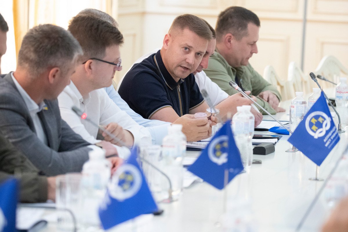 Совместная работа должна предотвращать злоупотребления и учитывать принципы местного самоуправления Совместная работа должна предотвращать злоупотребления и учитывать принципы местного самоуправления