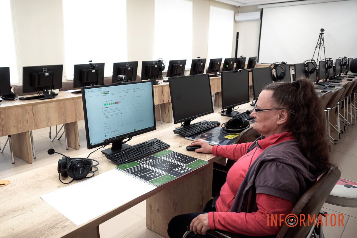 Теории обучали дистанционно, так удобнее учащимся Теории обучали дистанционно, так удобнее учащимся