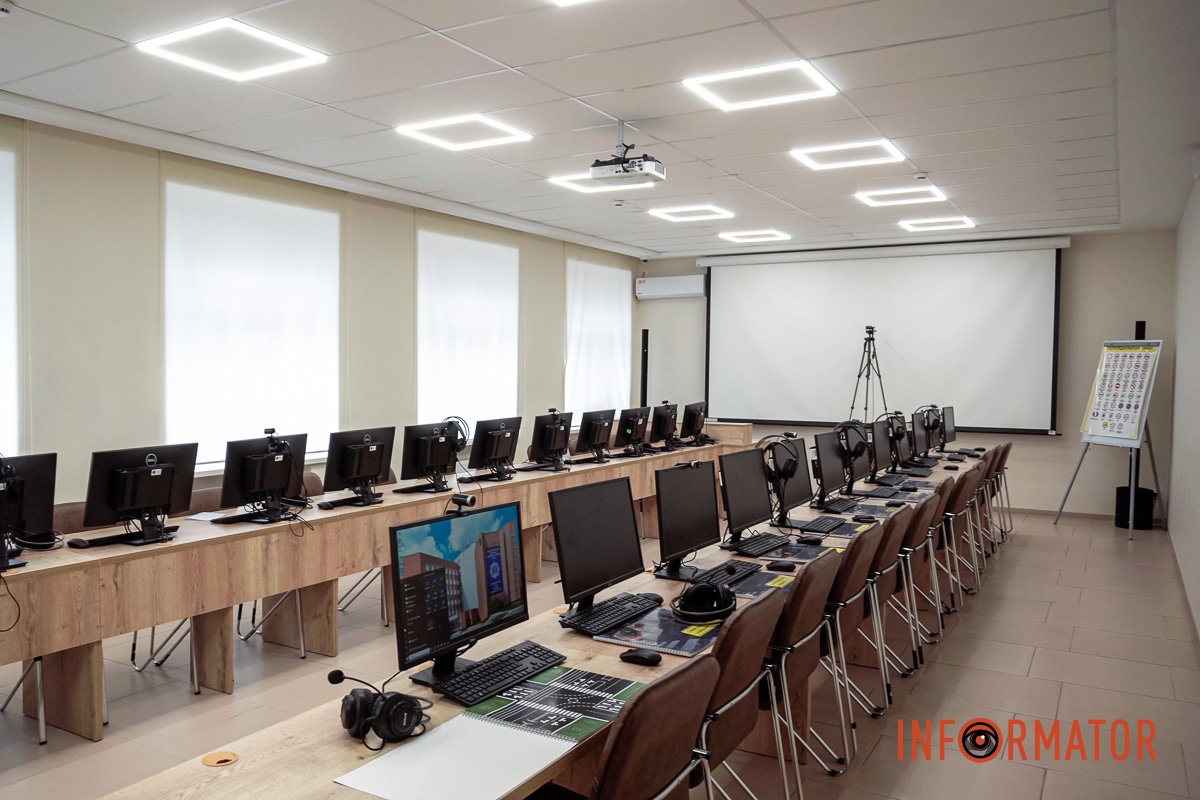 Здесь могут проходить и занятия Здесь могут проходить и занятия