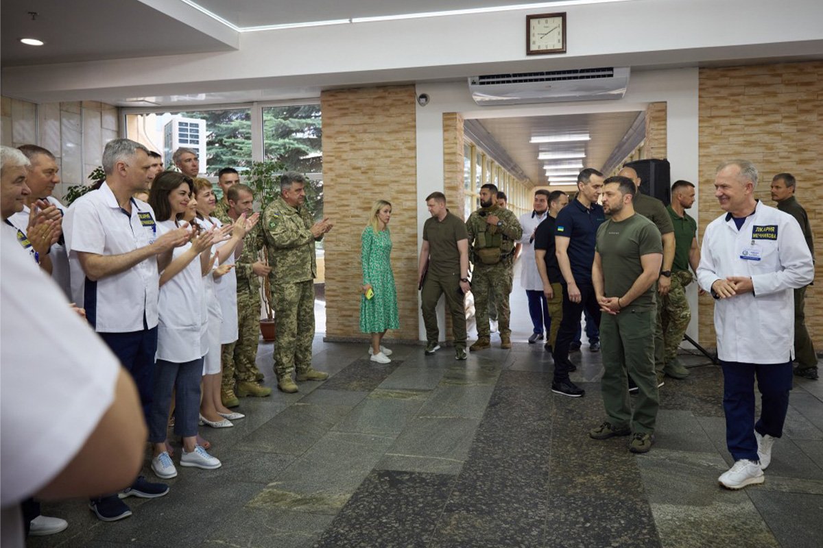 Зеленський привітав військових медиків 