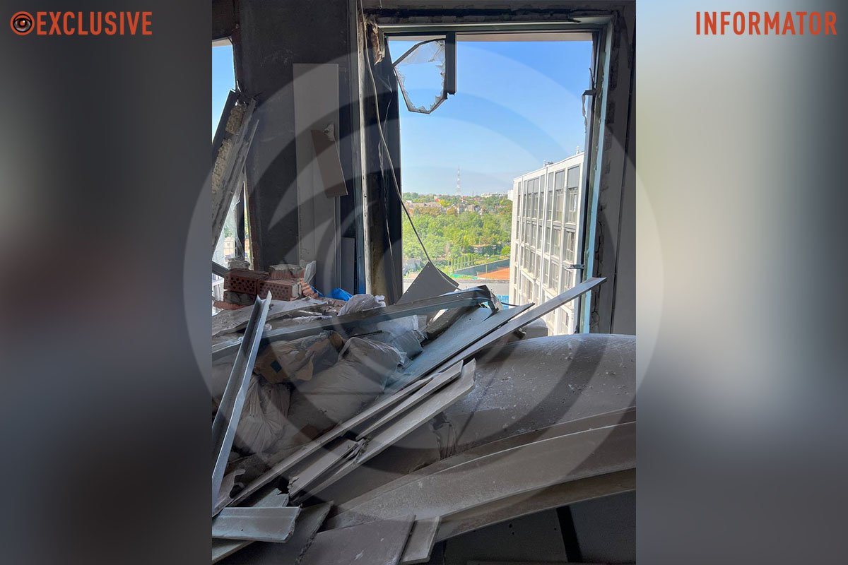 Разрушенные стены Разрушенные стены