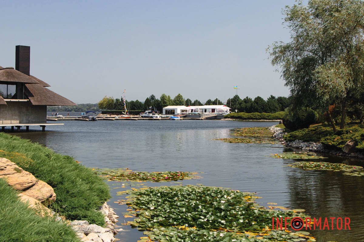 Головне – бачити красу у дрібницях Головне – бачити красу у дрібницях