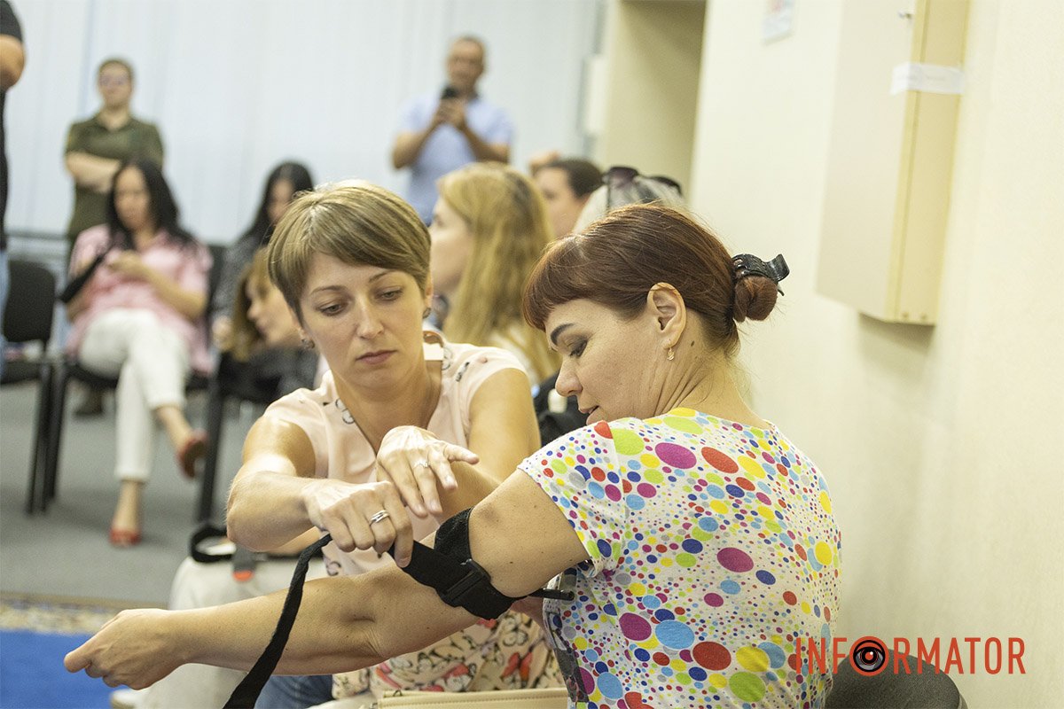 Также рассказали, как поступить, если человек без сознания Также рассказали, как действовать, если человек без сознания