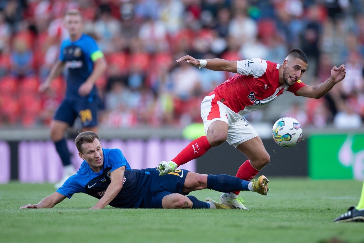 В Празі футболісти зустрілись з чеською “Славією”